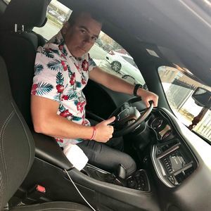 Meet your Posher, Fernando